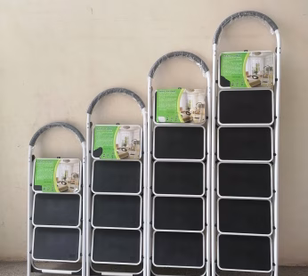 4-Step Steel Ladder